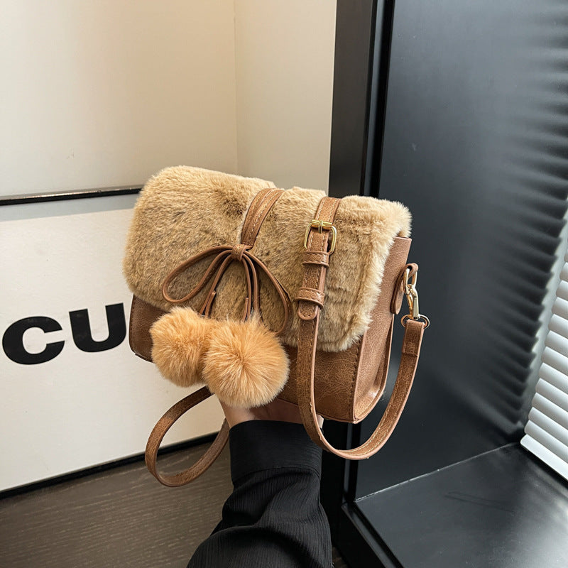 Khaki Autumn and Winter Furry Niche Popular Bag Autumn and Winter New 2024 Versatile Plush Small Square Bag Fashion Single Shoulder Crossbody Bag