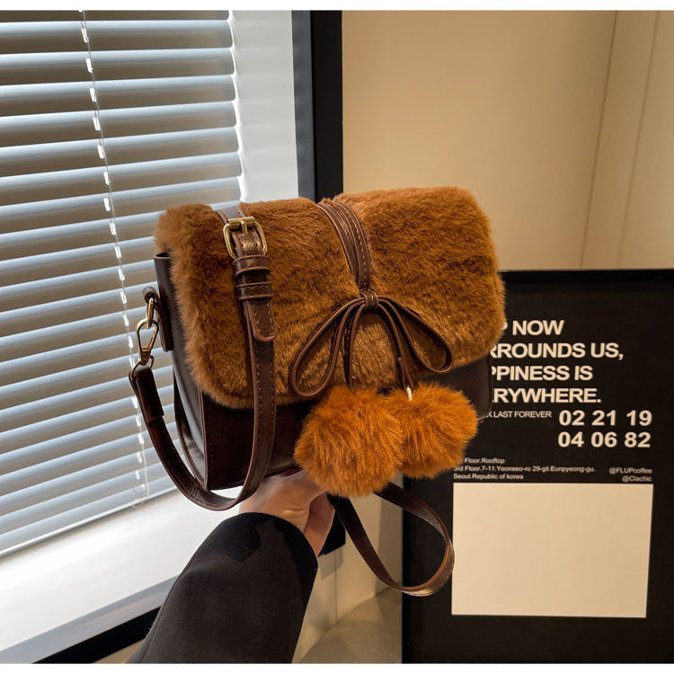Brown autumn and winter furry niche popular bag autumn and winter new style 2024 versatile plush small square bag fashionable shoulder crossbody bag