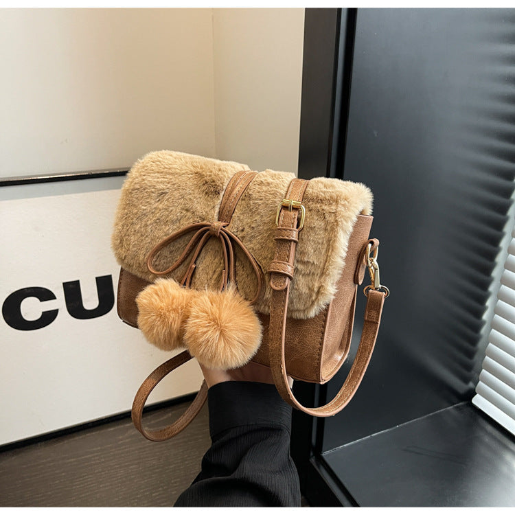 Khaki Autumn and Winter Furry Niche Popular Bag Autumn and Winter New 2024 Versatile Plush Small Square Bag Fashion Single Shoulder Crossbody Bag