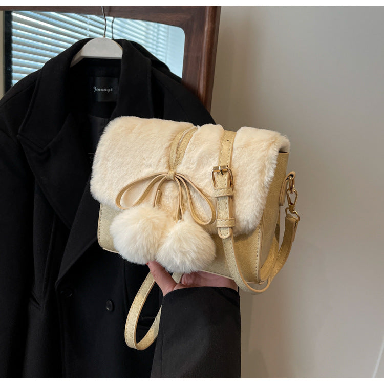 White autumn and winter furry niche popular bag autumn and winter new style 2024 versatile plush small square bag fashionable shoulder crossbody bag
