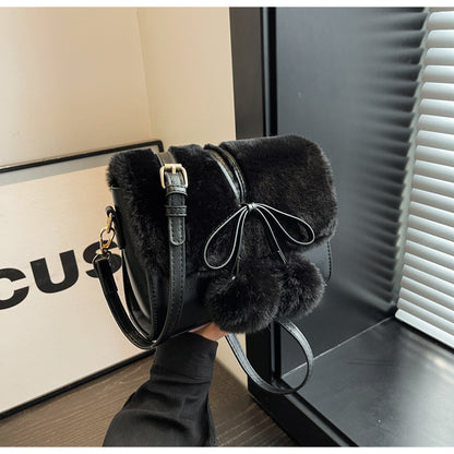 Black autumn and winter furry niche popular bag autumn and winter new style 2024 versatile plush small square bag fashionable shoulder crossbody bag